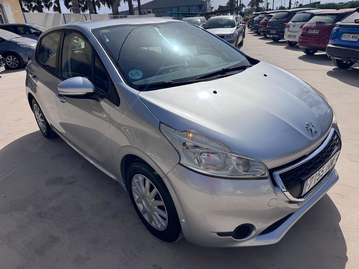  PEUGEOT 208 ACTIVE 1.2 VTI SPANISH LHD IN SPAIN ONLY 101000 MILES SUPERB 2012